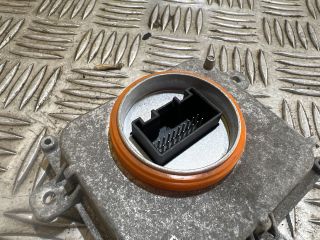 bontott SKODA SUPERB III Xenon Trafó