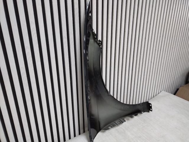 bontott SKODA SUPERB IV Bal első Sárvédő