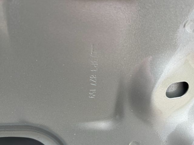 bontott SKODA SUPERB IV Csomagtérajtó (Üres lemez)