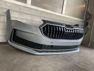 bontott SKODA SUPERB IV Első Lökhárító (Részeivel)