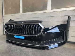 bontott SKODA SUPERB IV Első Lökhárító (Részeivel)