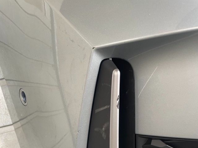 bontott SKODA SUPERB IV Első Lökhárító (Részeivel)