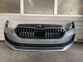 bontott SKODA SUPERB IV Első Lökhárító (Részeivel)
