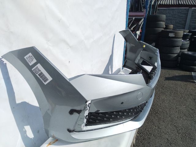 bontott SKODA SUPERB IV Első Lökhárító (Üresen)