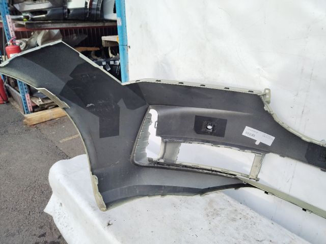 bontott SKODA SUPERB IV Első Lökhárító (Üresen)