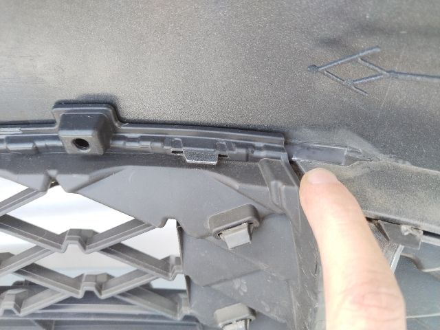 bontott SKODA SUPERB IV Első Lökhárító (Üresen)