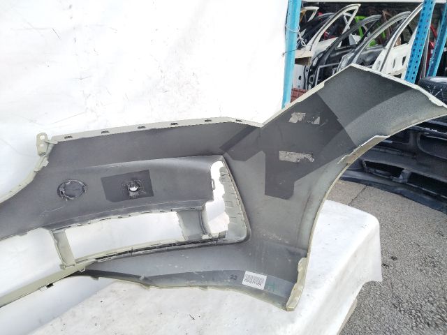 bontott SKODA SUPERB IV Első Lökhárító (Üresen)