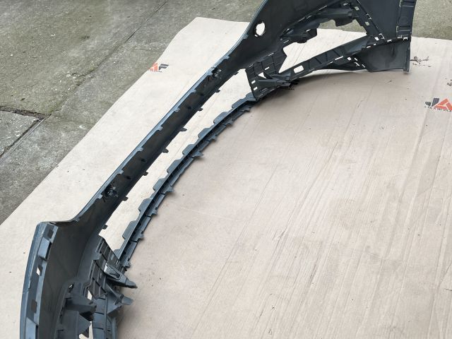 bontott SKODA SUPERB IV Első Lökhárító (Üresen)