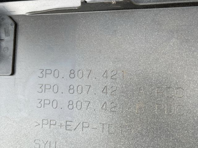 bontott SKODA SUPERB IV Hátsó Lökhárító (Üresen)