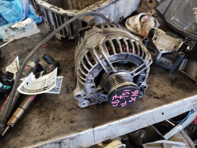 bontott SKODA YETI Generátor