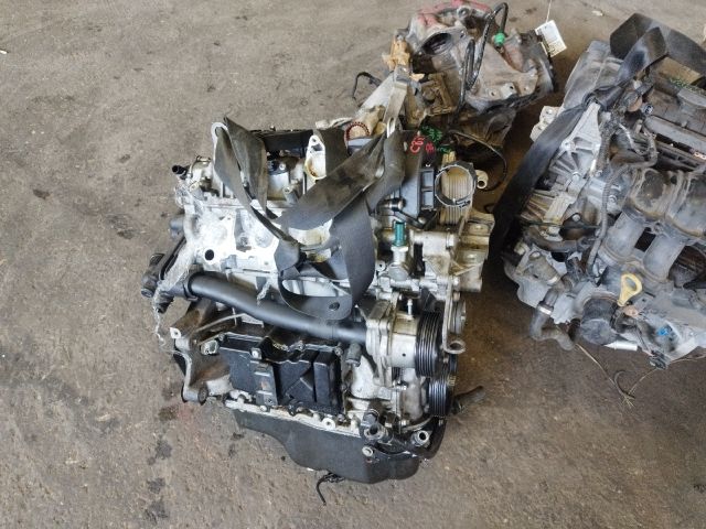 bontott SKODA YETI Motor (Fűzött blokk hengerfejjel)