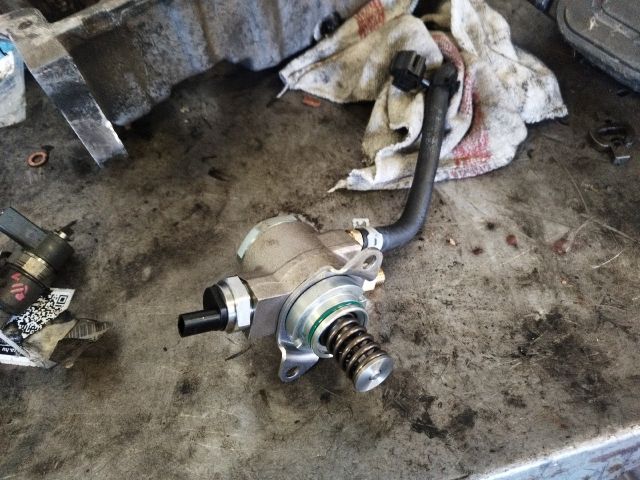 bontott SKODA YETI Nagynyomású Szivattyú