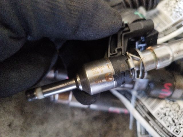 bontott SKODA YETI Porlasztó (1 db)