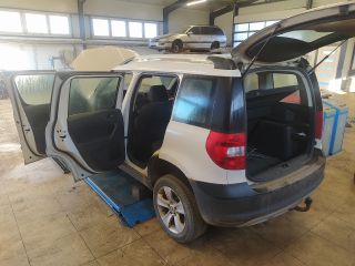 bontott SKODA YETI Jobb első Gólyaláb (Lengécsillapító, Rugó)