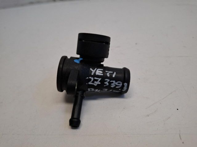 bontott SKODA YETI Vízcső