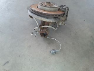 bontott SKODA YETI Bal első Csonkállvány Kerékaggyal