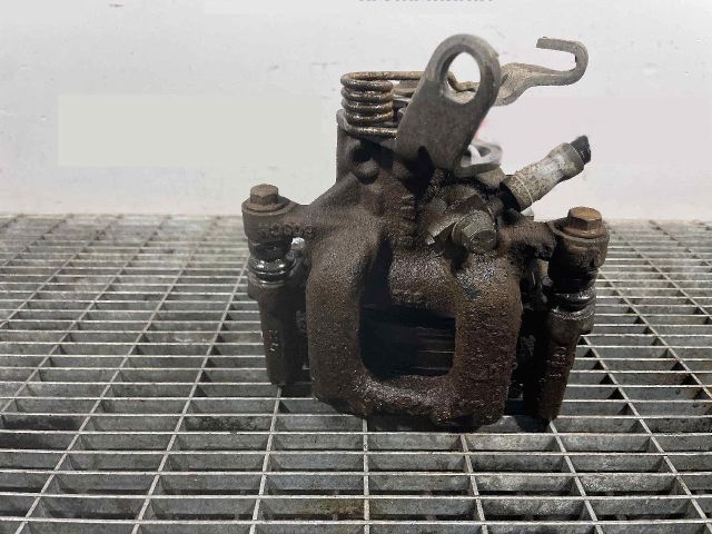 bontott SKODA YETI Bal hátsó Féknyereg Munkahengerrel