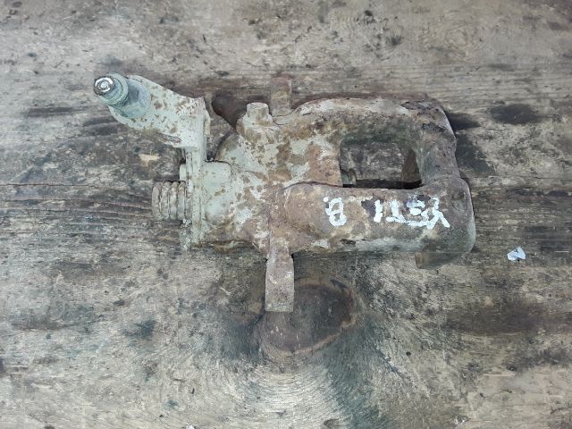 bontott SKODA YETI Bal hátsó Féknyereg Munkahengerrel