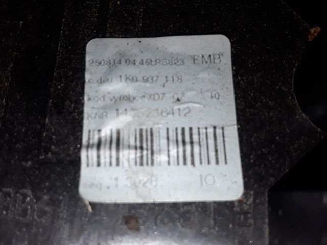 bontott SKODA YETI Biztosítéktábla Motortér