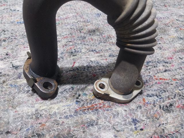 bontott SKODA YETI EGR Hűtő Cső