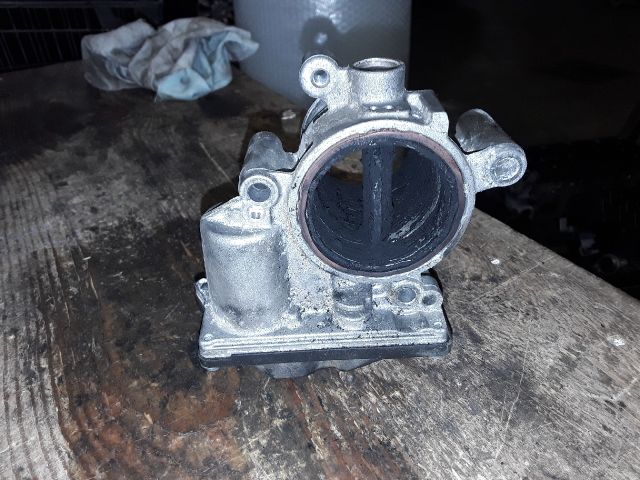 bontott SKODA YETI Fojtószelep (Elektromos)