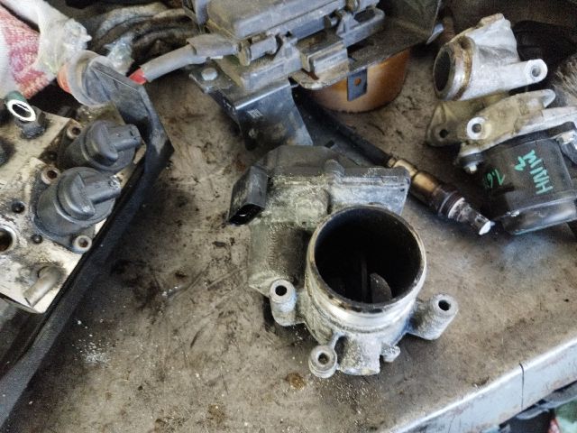 bontott SKODA YETI Fojtószelep (Elektromos)