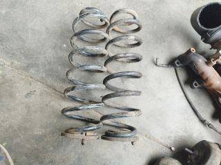 bontott SKODA YETI Hátsó Rugó Pár