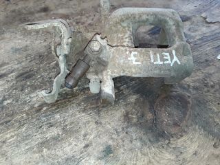 bontott SKODA YETI Jobb hátsó Féknyereg Munkahengerrel