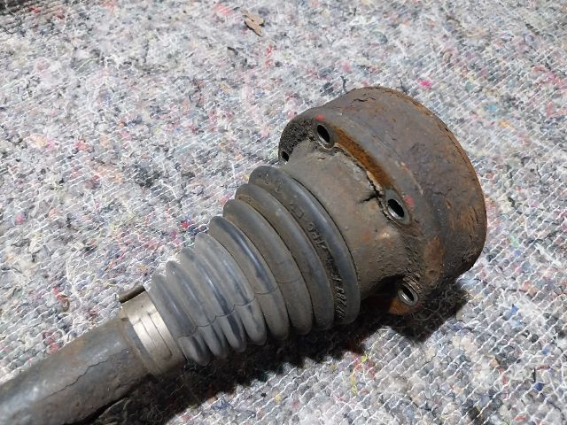 bontott SKODA YETI Jobb hátsó Féltengely