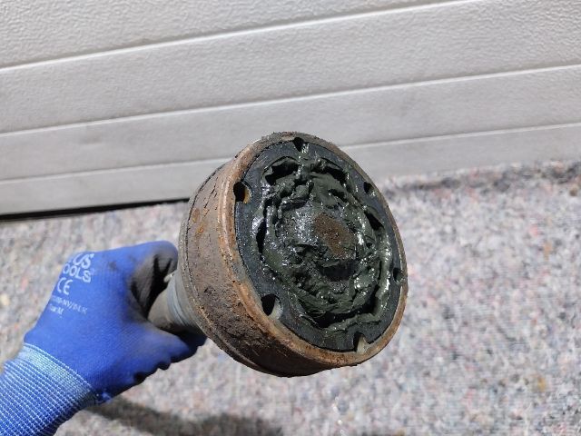 bontott SKODA YETI Jobb hátsó Féltengely