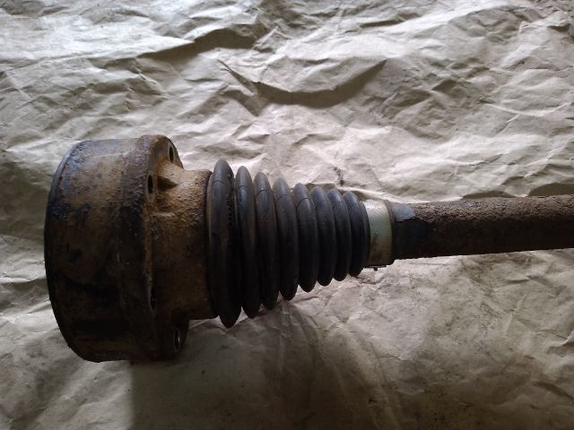 bontott SKODA YETI Jobb hátsó Féltengely