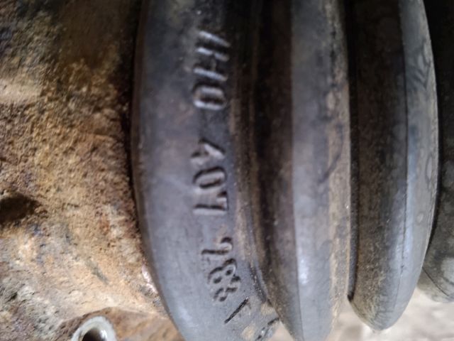 bontott SKODA YETI Jobb hátsó Féltengely