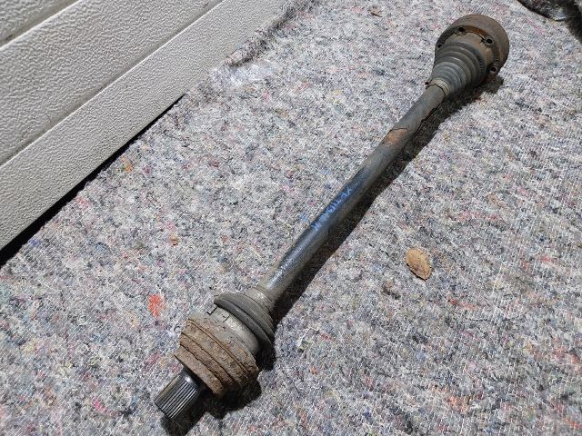 bontott SKODA YETI Jobb hátsó Féltengely