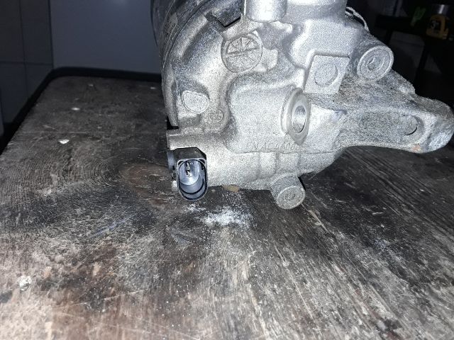 bontott SKODA YETI Klímakompresszor