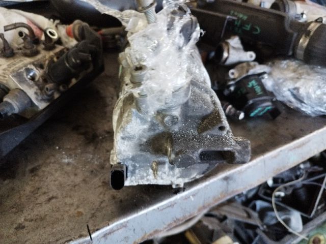 bontott SKODA YETI Klímakompresszor