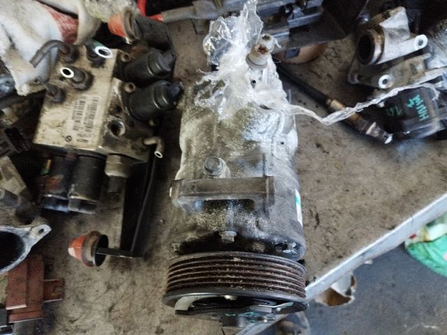 bontott SKODA YETI Klímakompresszor