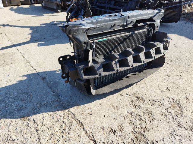 bontott SKODA YETI Komplett Homlokfal (Részeivel)