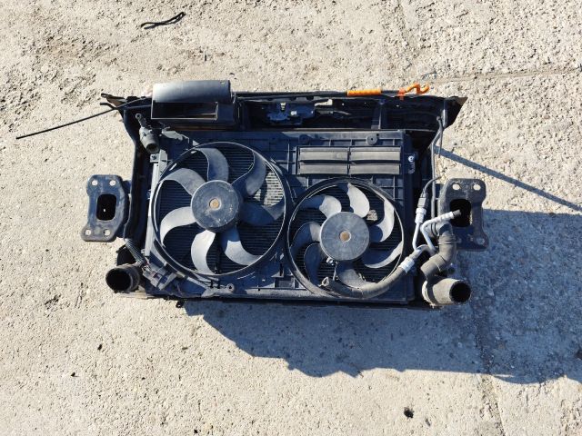 bontott SKODA YETI Komplett Homlokfal (Részeivel)