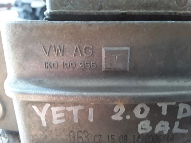 bontott SKODA YETI Motor Tartó Bak Bal