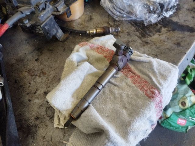 bontott SKODA YETI Porlasztó (1 db)