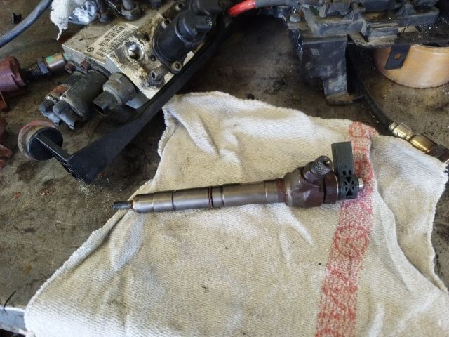 bontott SKODA YETI Porlasztó (1 db)