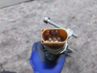 bontott SKODA YETI Porlasztó Sor / Híd