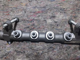 bontott SKODA YETI Porlasztó Sor / Híd