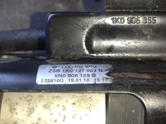 bontott SKODA YETI Üzemanyag Szivattyú