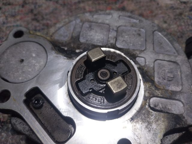 bontott SKODA YETI Vákumpumpa