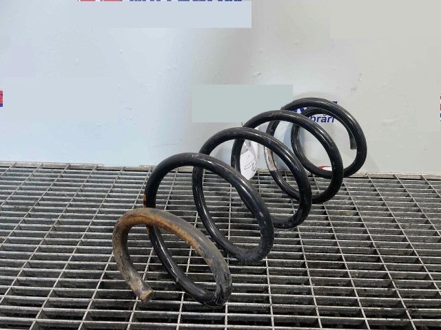 bontott SKODA YETI Első Rugó