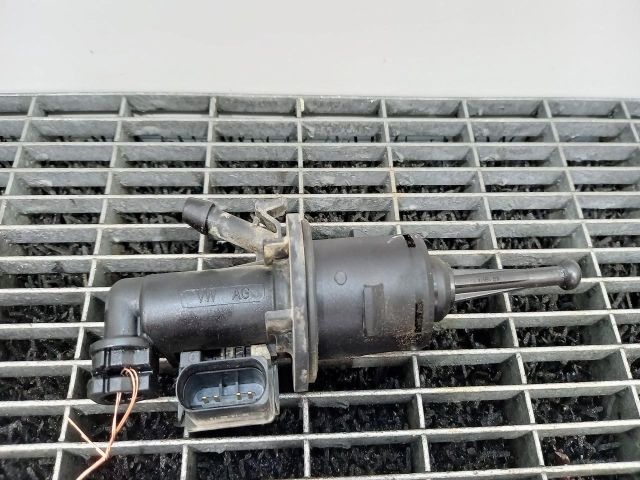 bontott SKODA YETI Kuplung Munkahenger