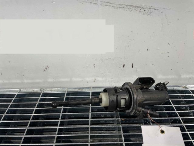 bontott SKODA YETI Kuplung Munkahenger