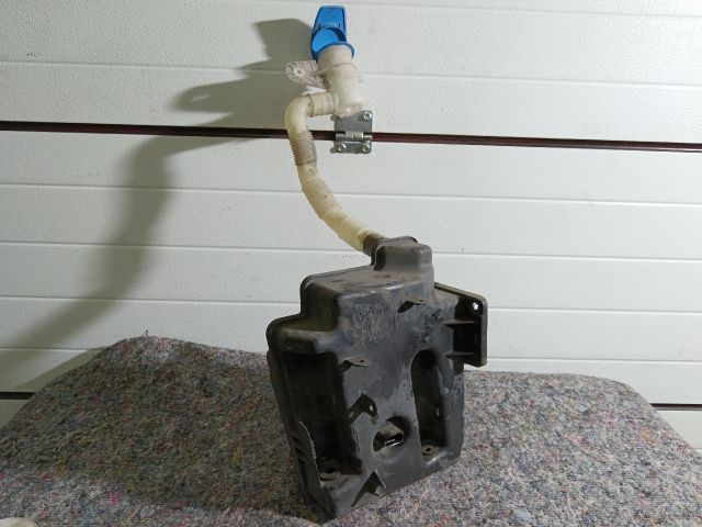 bontott SKODA YETI Ablakmosó Tartály