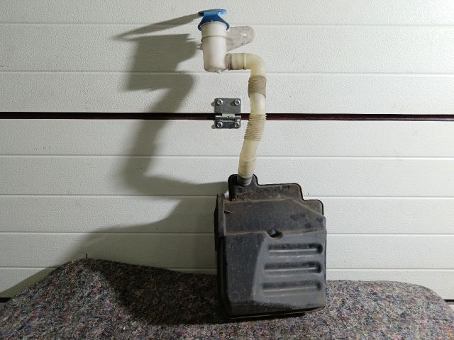 bontott SKODA YETI Ablakmosó Tartály